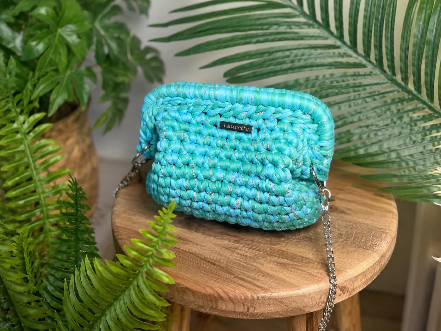 Clutch Françoise personnalisable - mini sac crochet turquoise - Laurette Créations